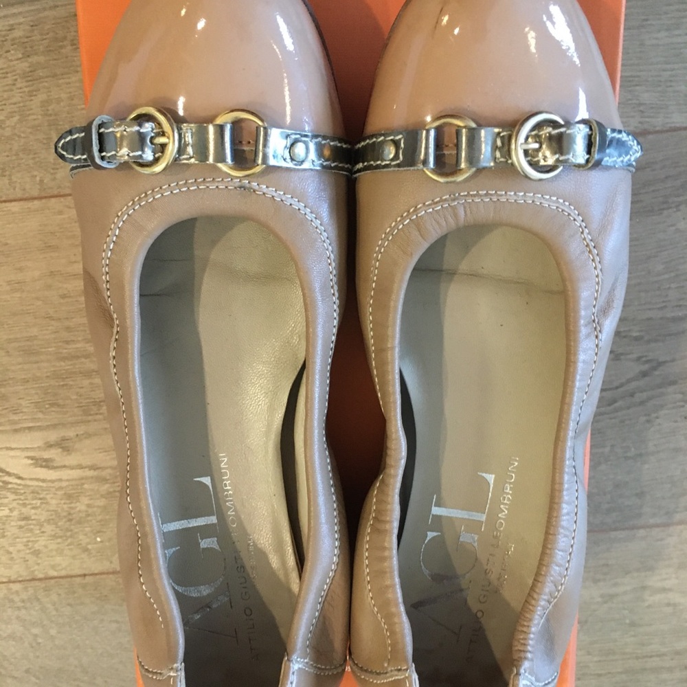 AGL Nude Ballet Flat Size 39 $298 Cap Toe Shoes